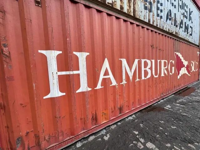 Vende-se containers 