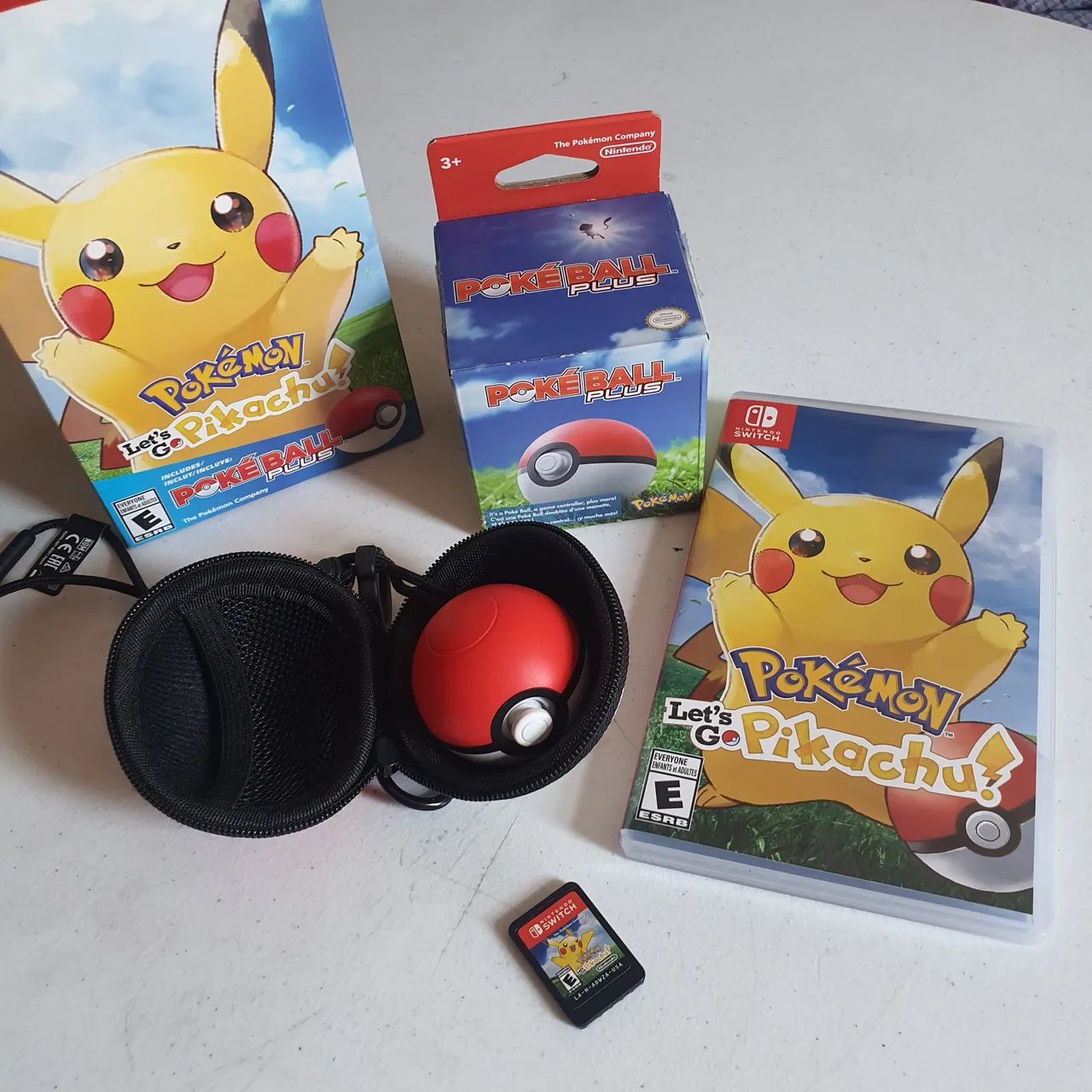 Mew Pokemon Eevee Pokeball Pokémon Let's Go Pikachu Controllers