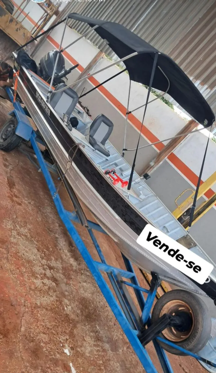 Vendo ou troco conjunto barco, carreta e motor