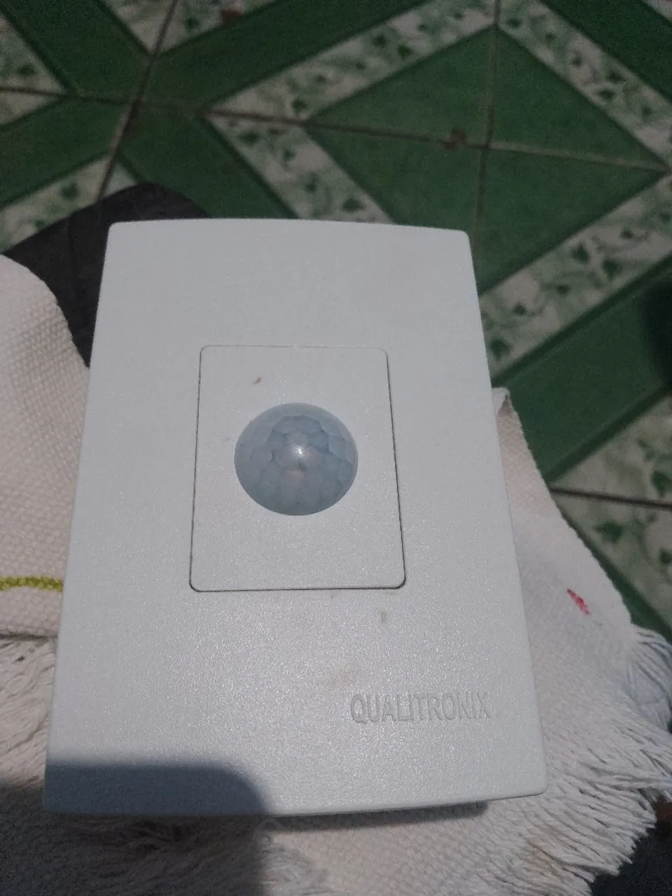 Sensor de Presença Qualitronix