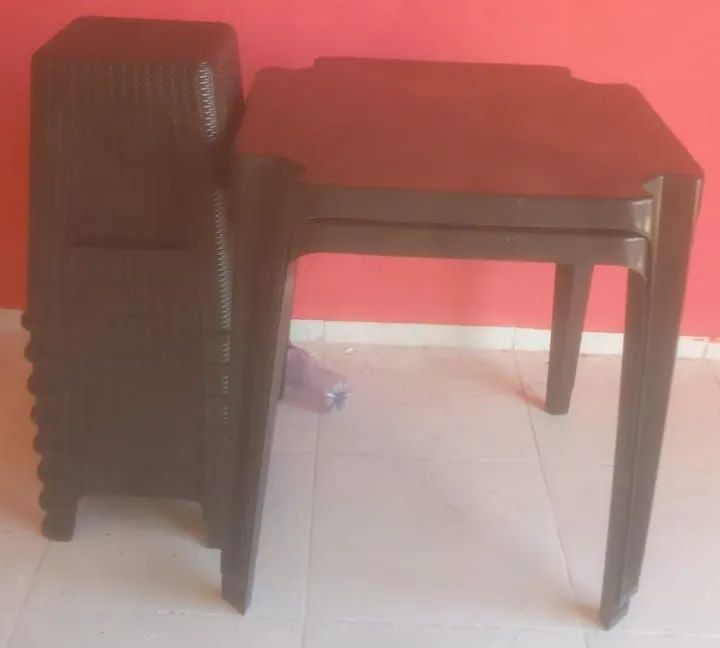 Conjunto de mesa com bancos - Foto 3