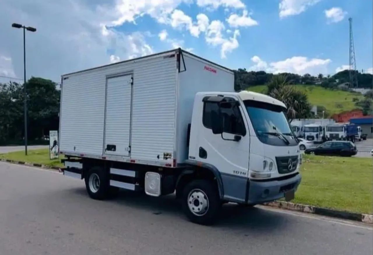 Accelo 1016 Baú Seco Ano 2014 - Foto 3