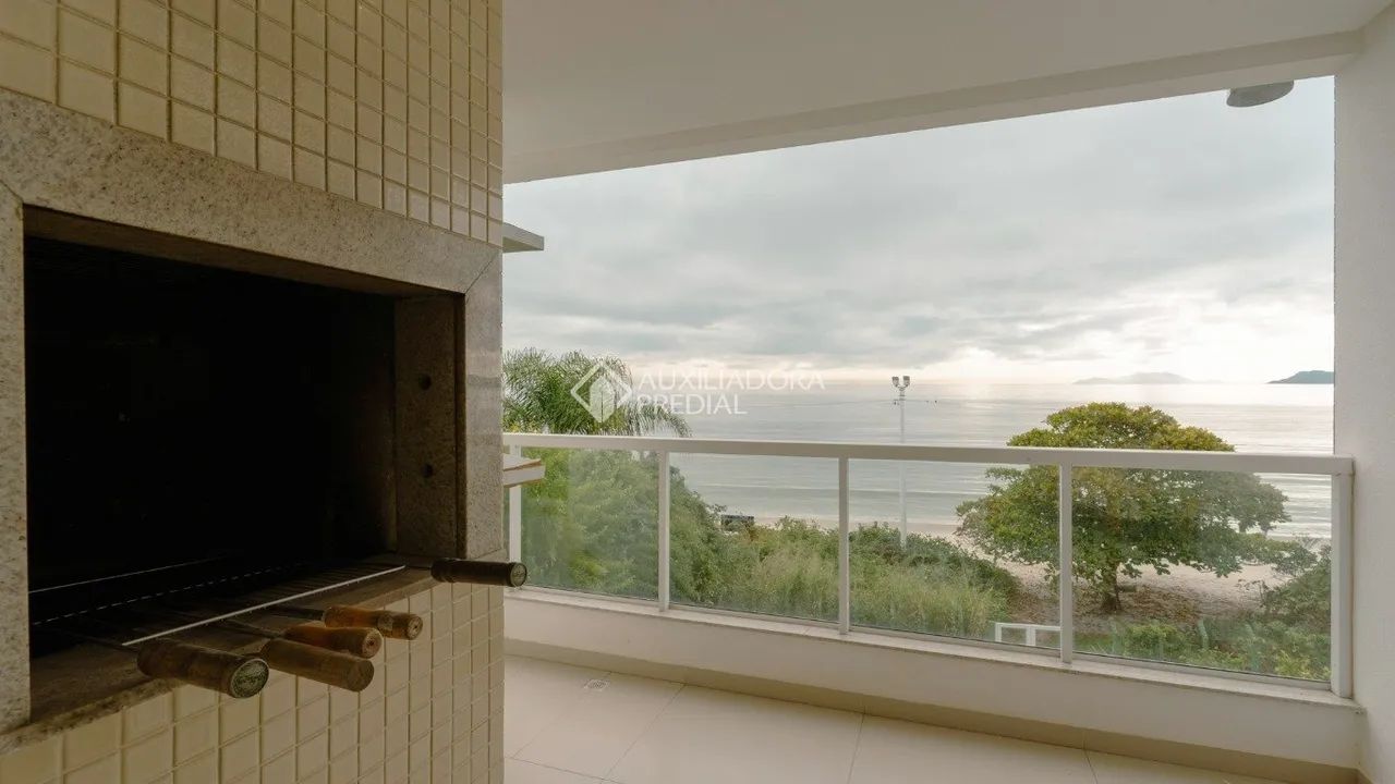 Apartamento Frente Mar 3 dormitórios - Foto 3