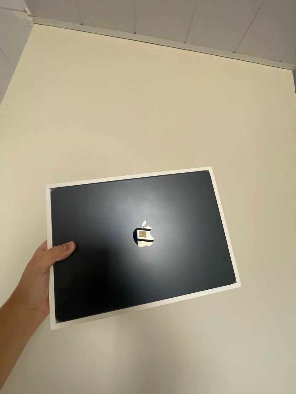 MacBook Air m2 16 gb versão midnight 