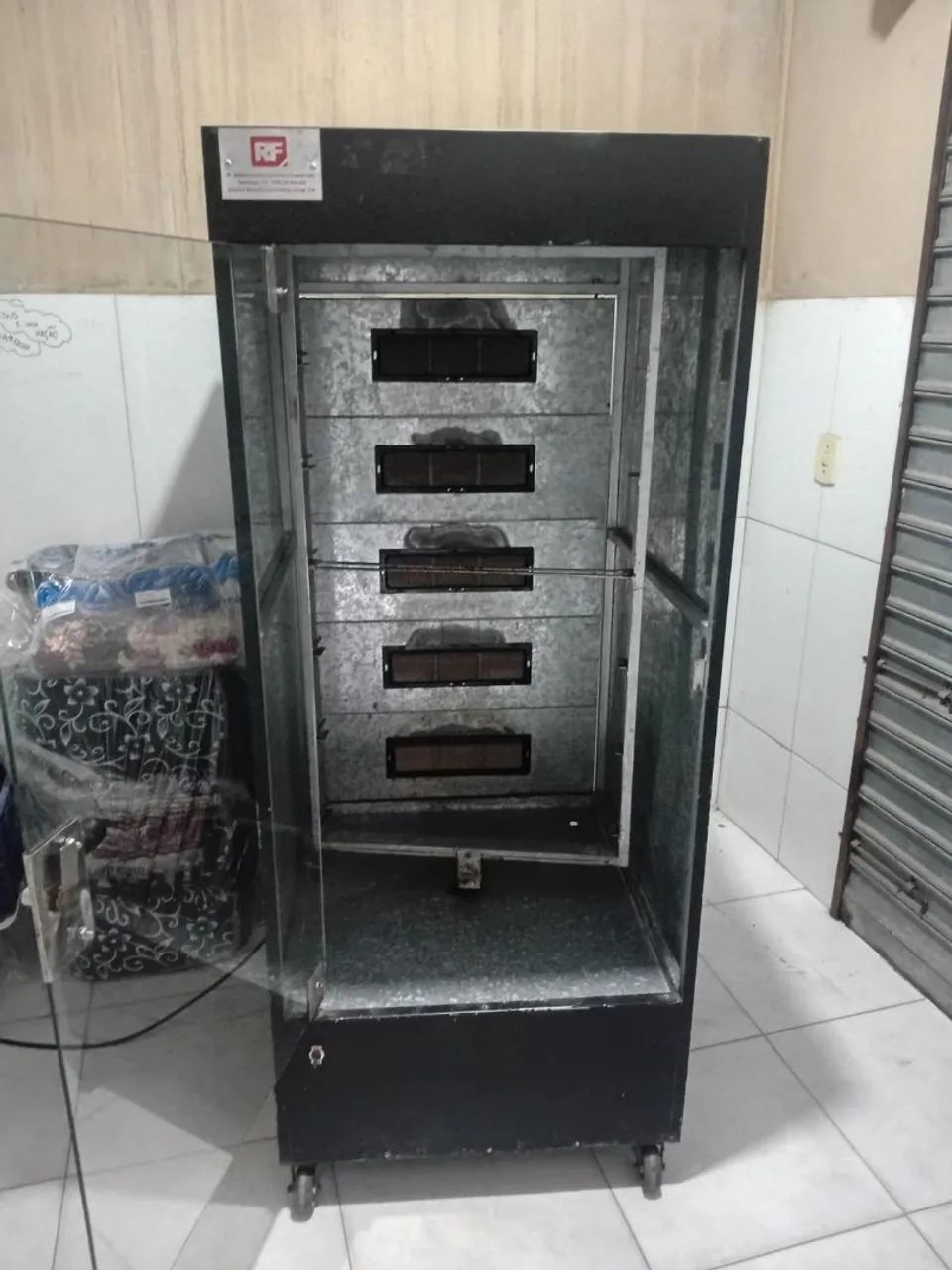 Vendo Máquina de frango!