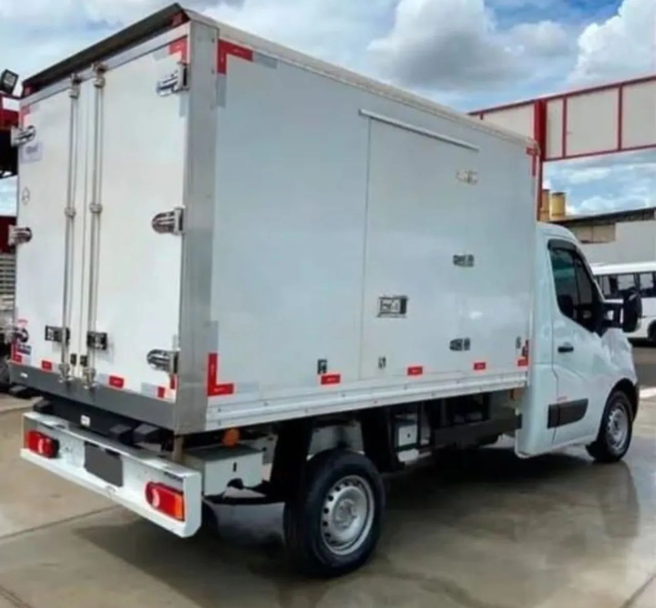 Renault Master 2.3 DCI Chassi 16V Diesel 2018 - Foto 4