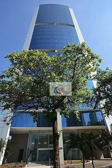 Conjunto Comercial Duplex com 355m² em vão livre com 10 vagas de garagem!