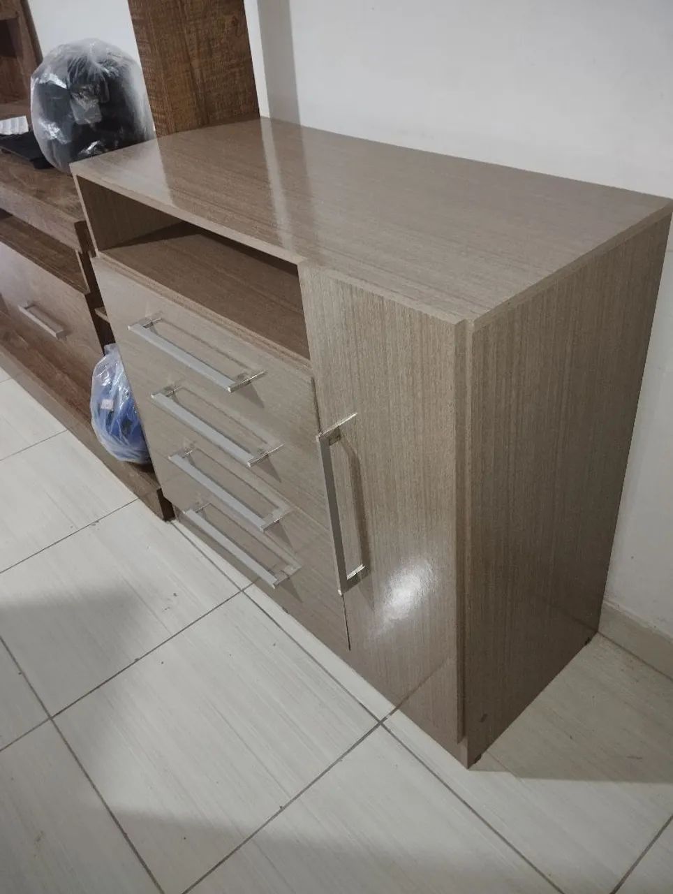 Cômoda em ótimo estado