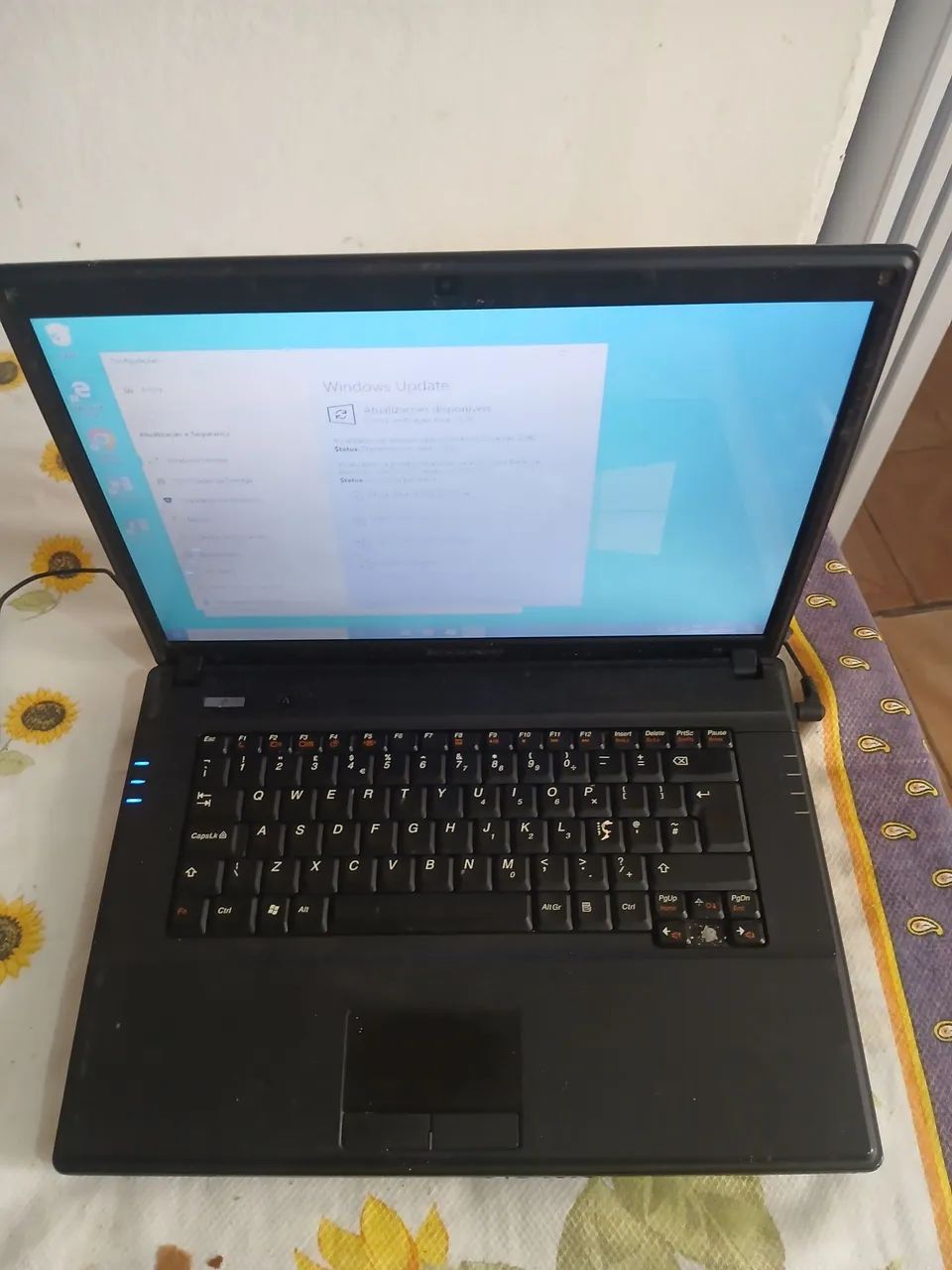 Notebook 4GB de RAM/ 320GB de HD/ Windows 10 64bits. - Foto 3