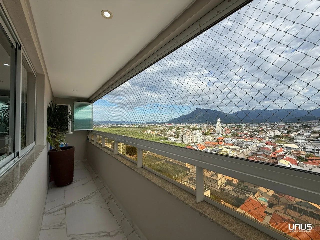 Apartamento com 3 quartos em Palhoça - Foto 8