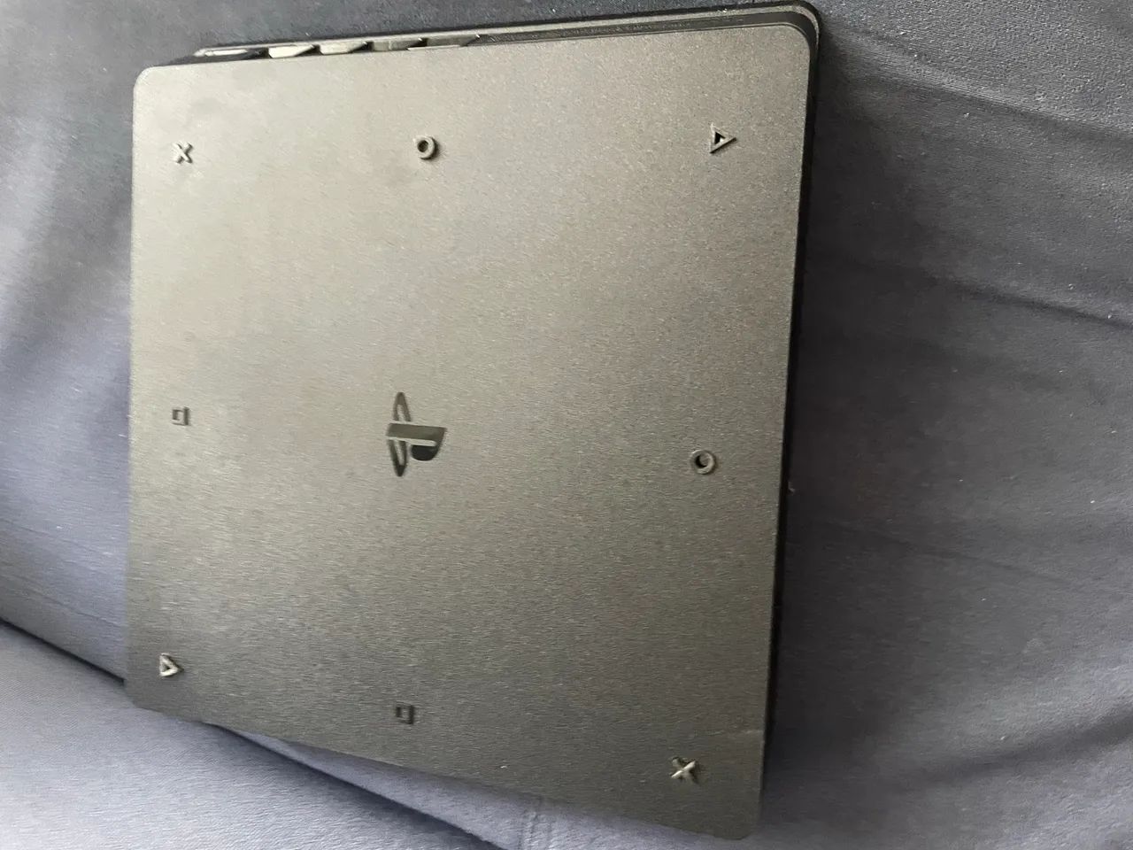 Ps4 slim com jogos,Fifa23,rocket legue e outros  - Foto 2