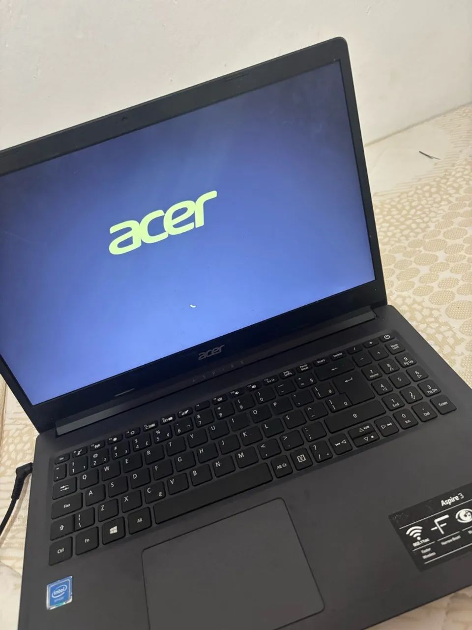 Vende ou troca notebook pelo um celular do meu interesse  - Foto 2