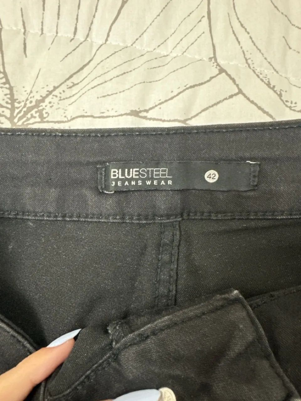 Calça jeans preta  - Foto 2