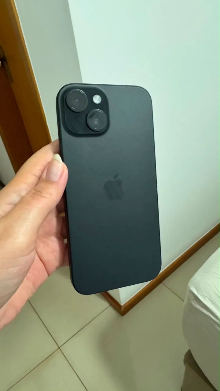 IPHONE 15 - 256g única dona - 87% bateria
