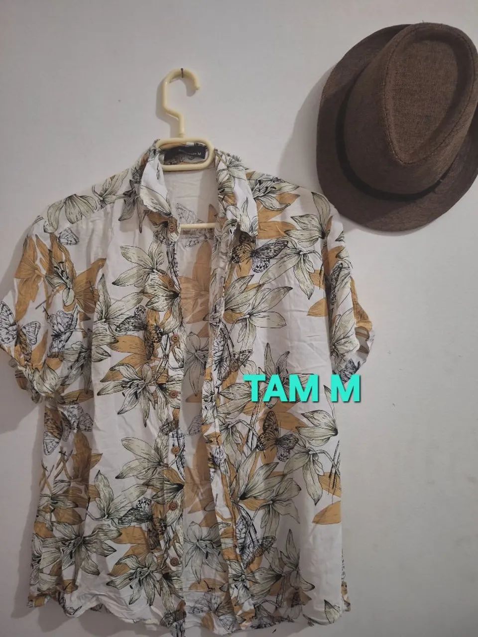 Camisas masculinas tamanhos variados