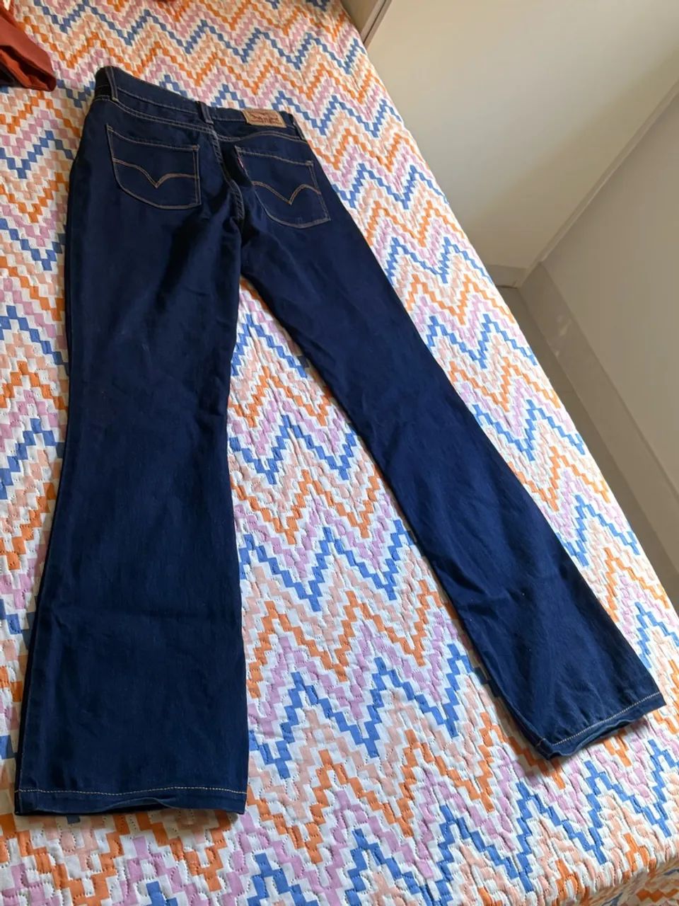 Calça jeans Levis tamanho 25 - Foto 3