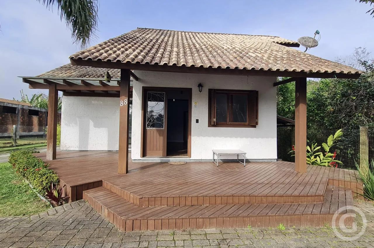 Excelente casa comercial com amplo estacionamento - Foto 3