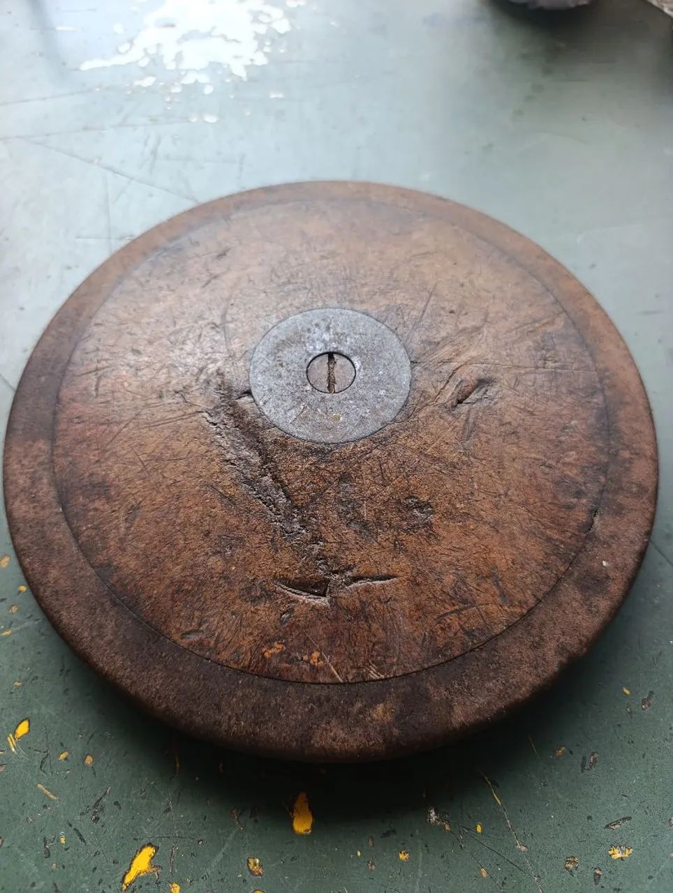 Disco e bola de arremesso atretismo antigos - Foto 3