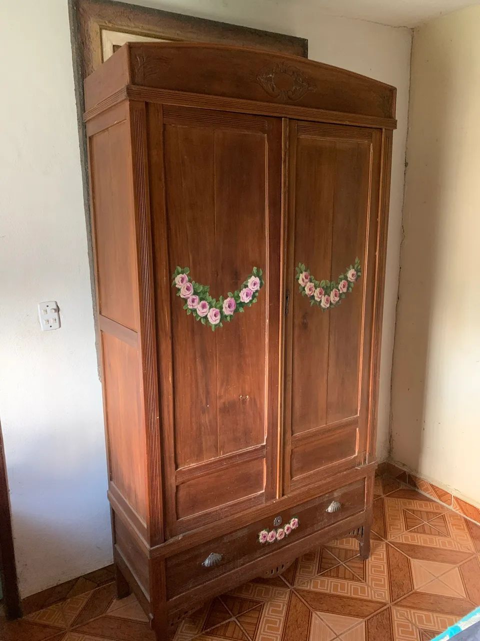 Antiguidade Guarda roupas! peça única 