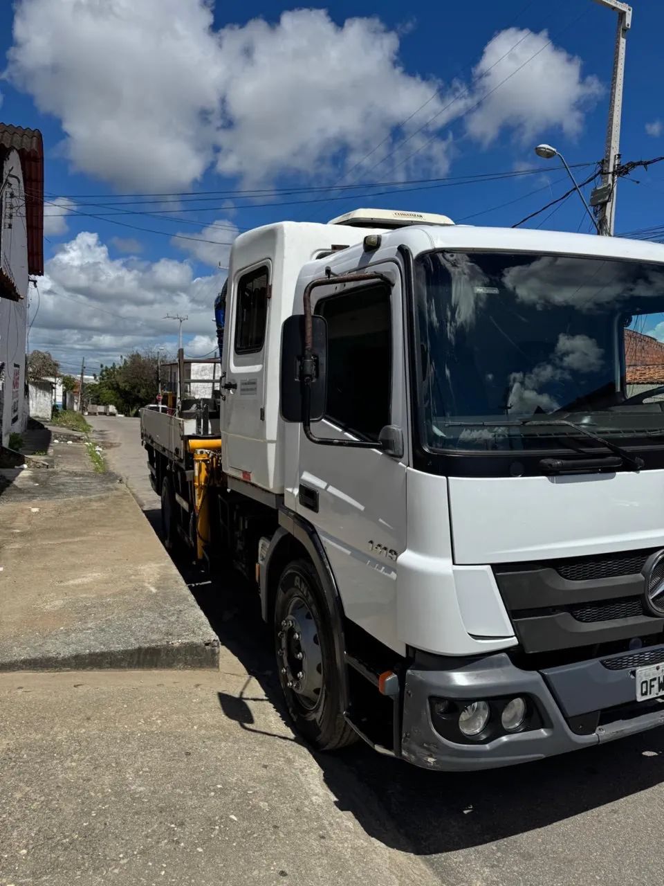 Atego 1419 com munck 12 toneladas  - Foto 5