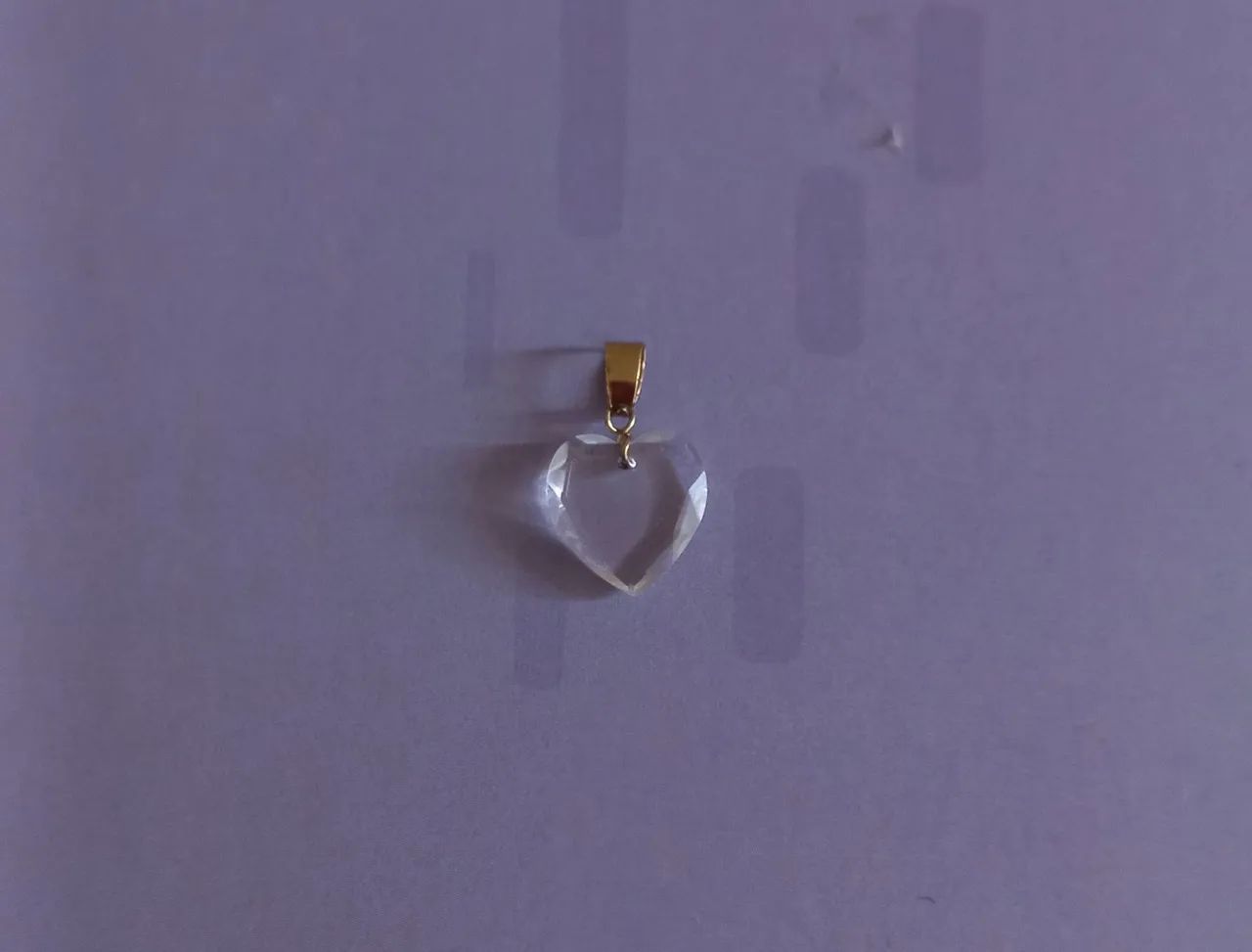 Pingente em ouro e coração cristal