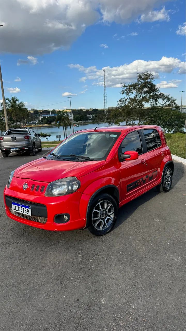 Fiat Uno Sporting 1.4 EVO Fire Flex 8V 4P 2011