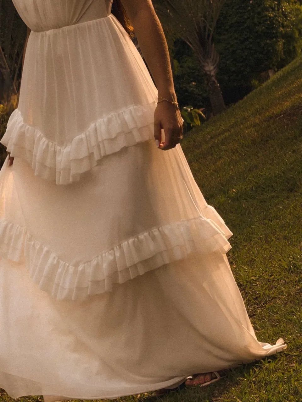 Vestido longo branco da Koji - Foto 5