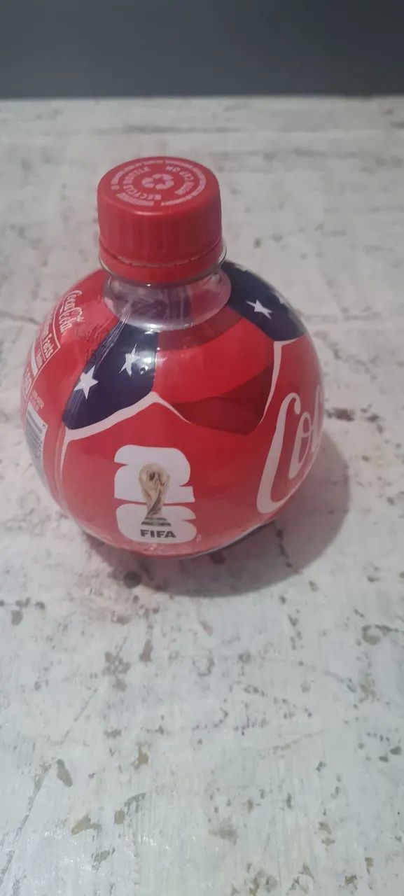 Garrafa da Coca Cola em formato de bola - Foto 2