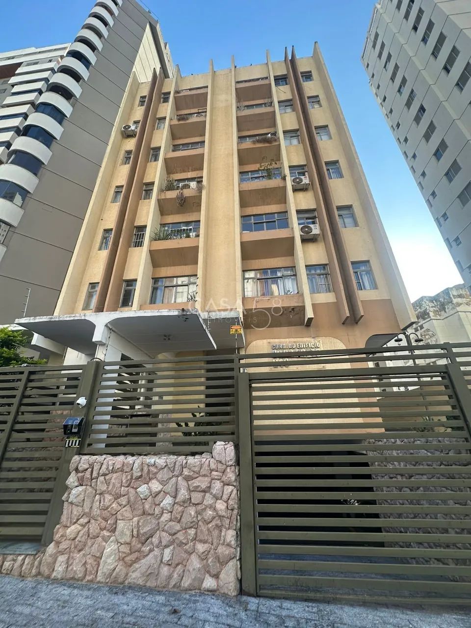 Apartamento à venda no Edifício Ouro Preto / 3 quartos / Setor Oeste