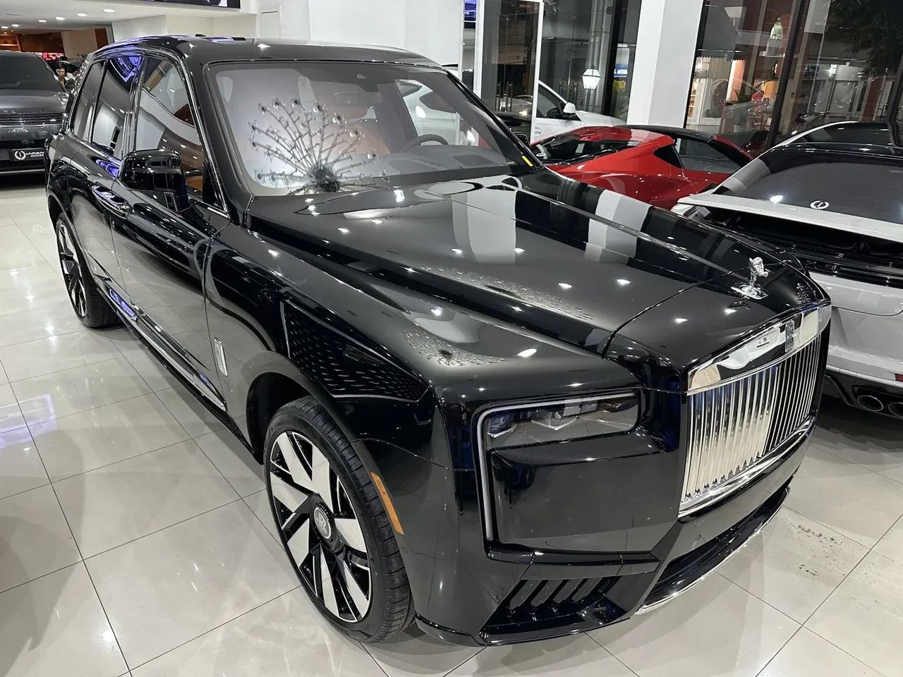 Rolls-Royce Cullinan 6.7 V12 Aut., foto 11 de 12