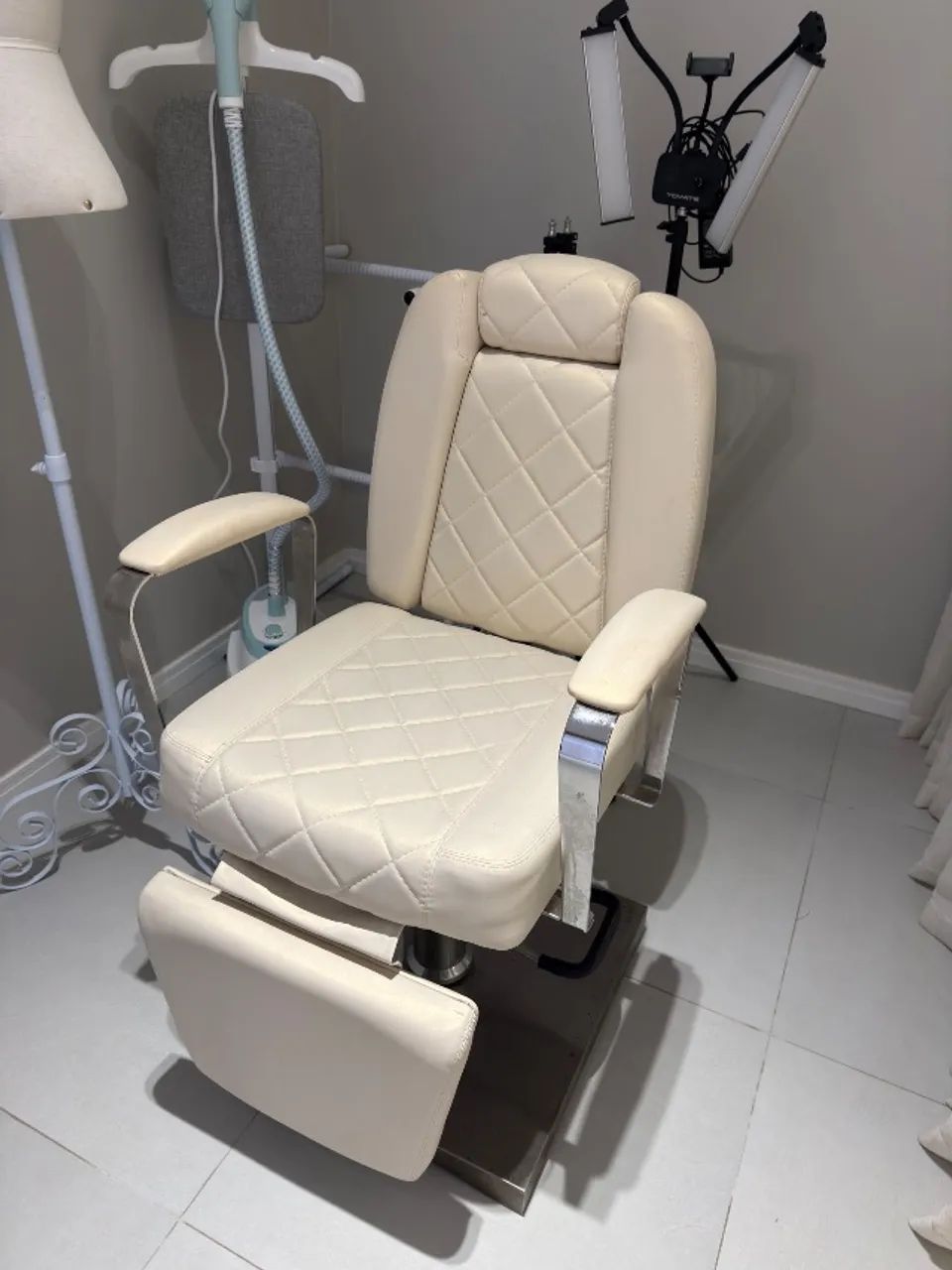 Cadeira para maquiagem reclinável 