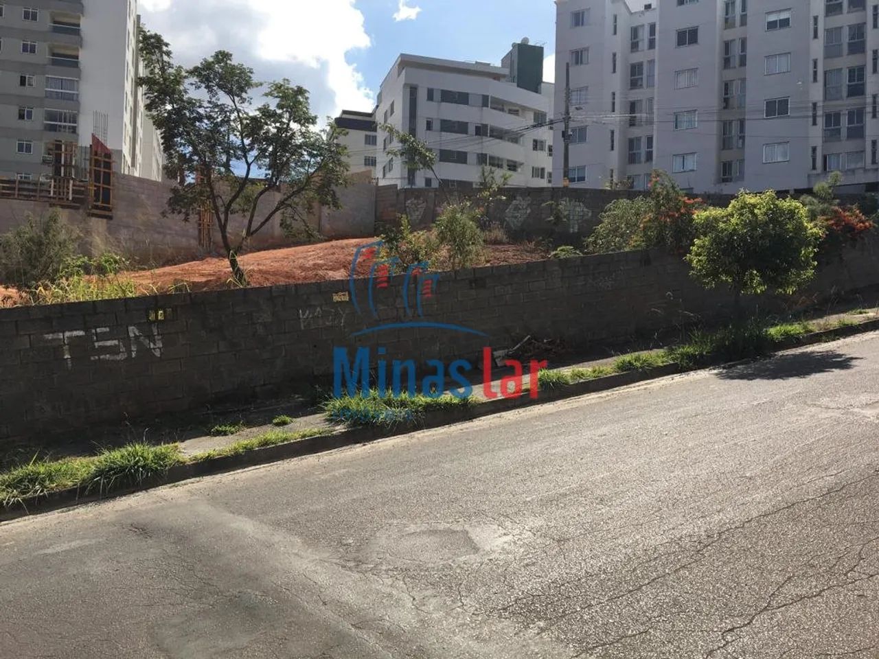 Terreno em Jardim Alvorada com