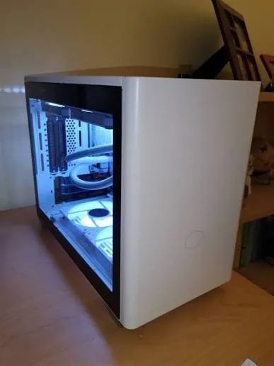 Gabinete NR200P Cooler Master - Foto 2