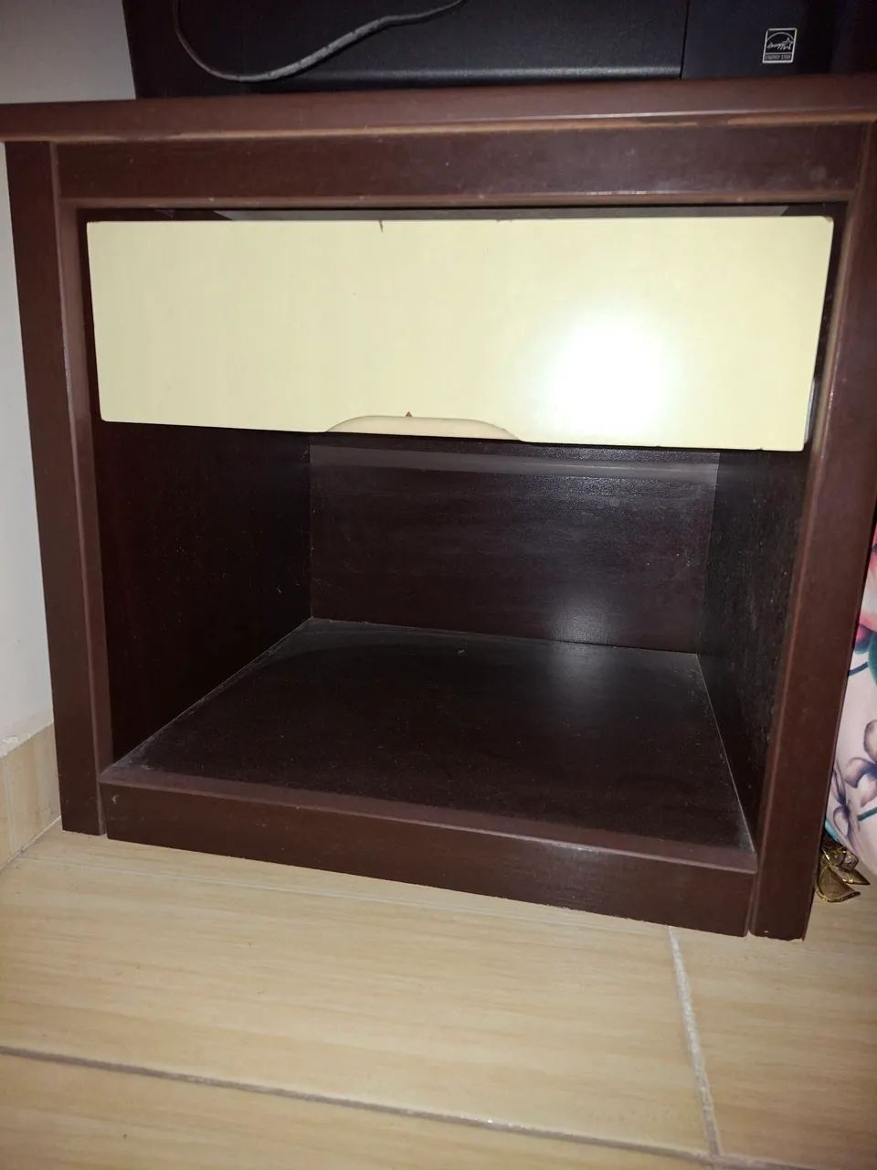 Cama com criado - Foto 2