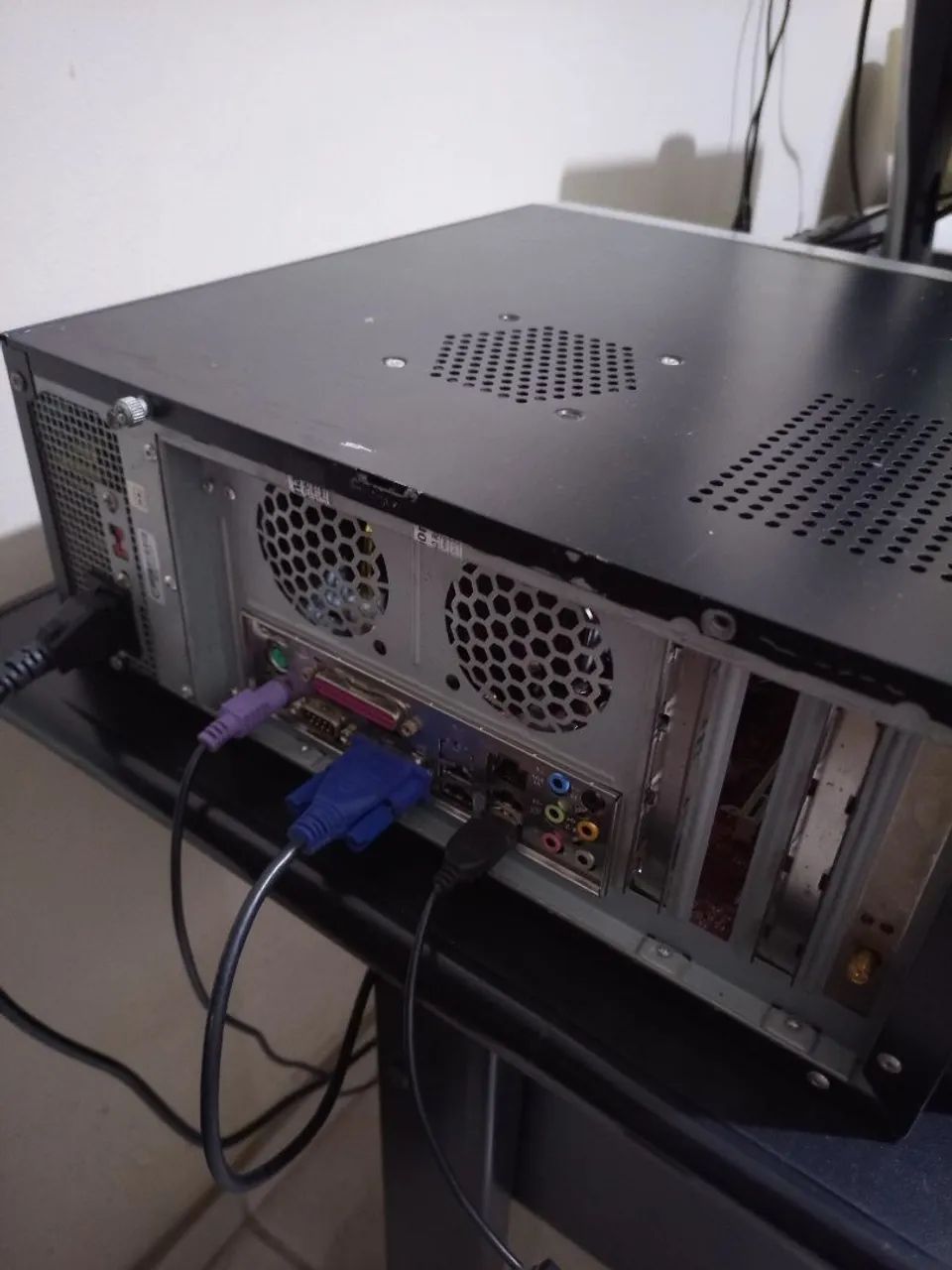 CPU Gabinete Slim AMD Sempron e 4GB de ram - Foto 3