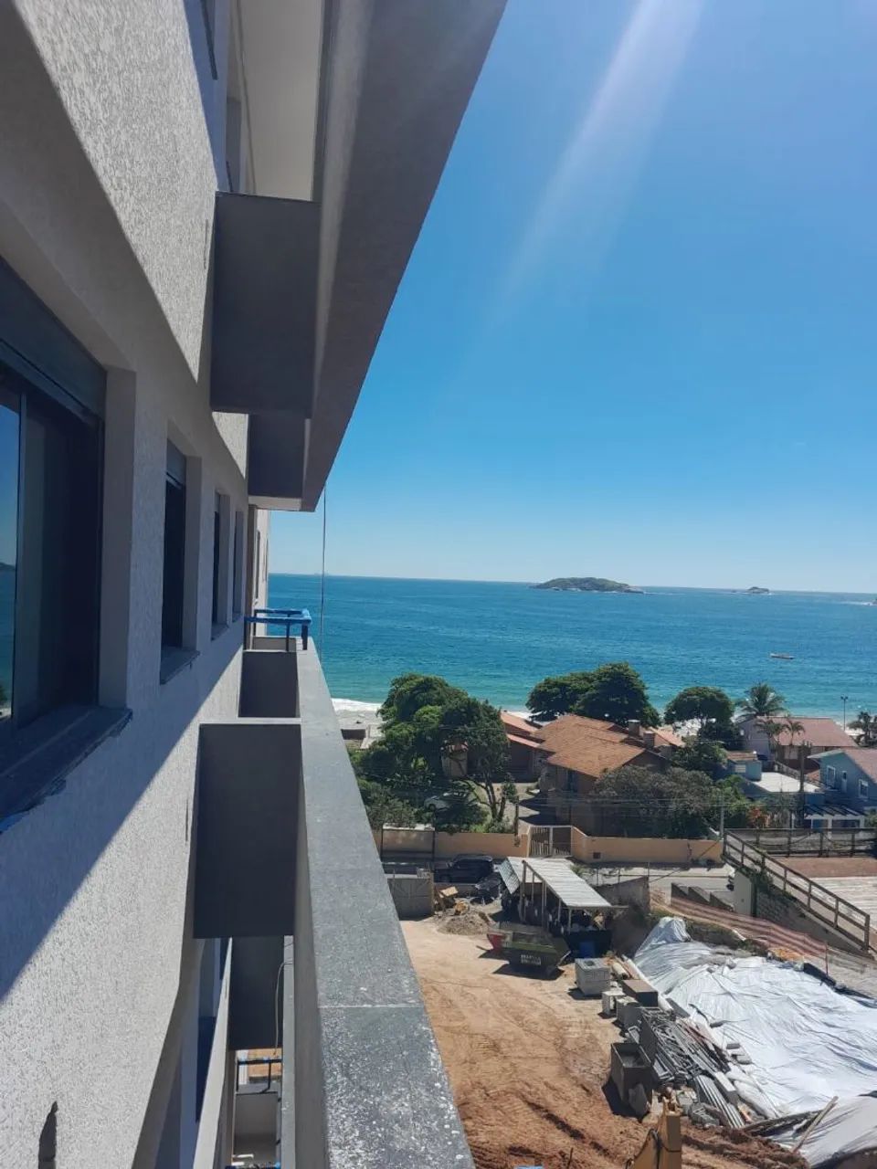 Apartamentos com uma vista do mar na Praia do Santinho, Florianópolis. 