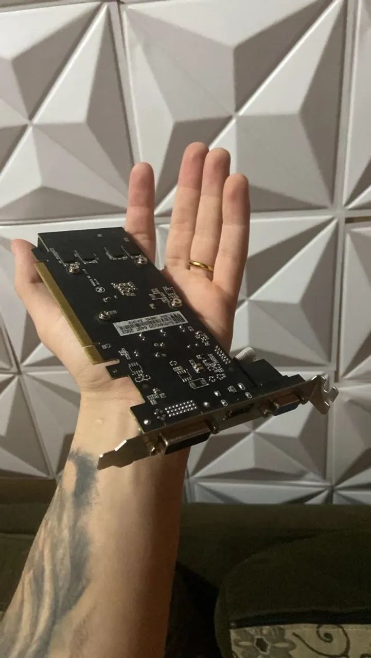 Cooler intel e placa de vídeo gt610