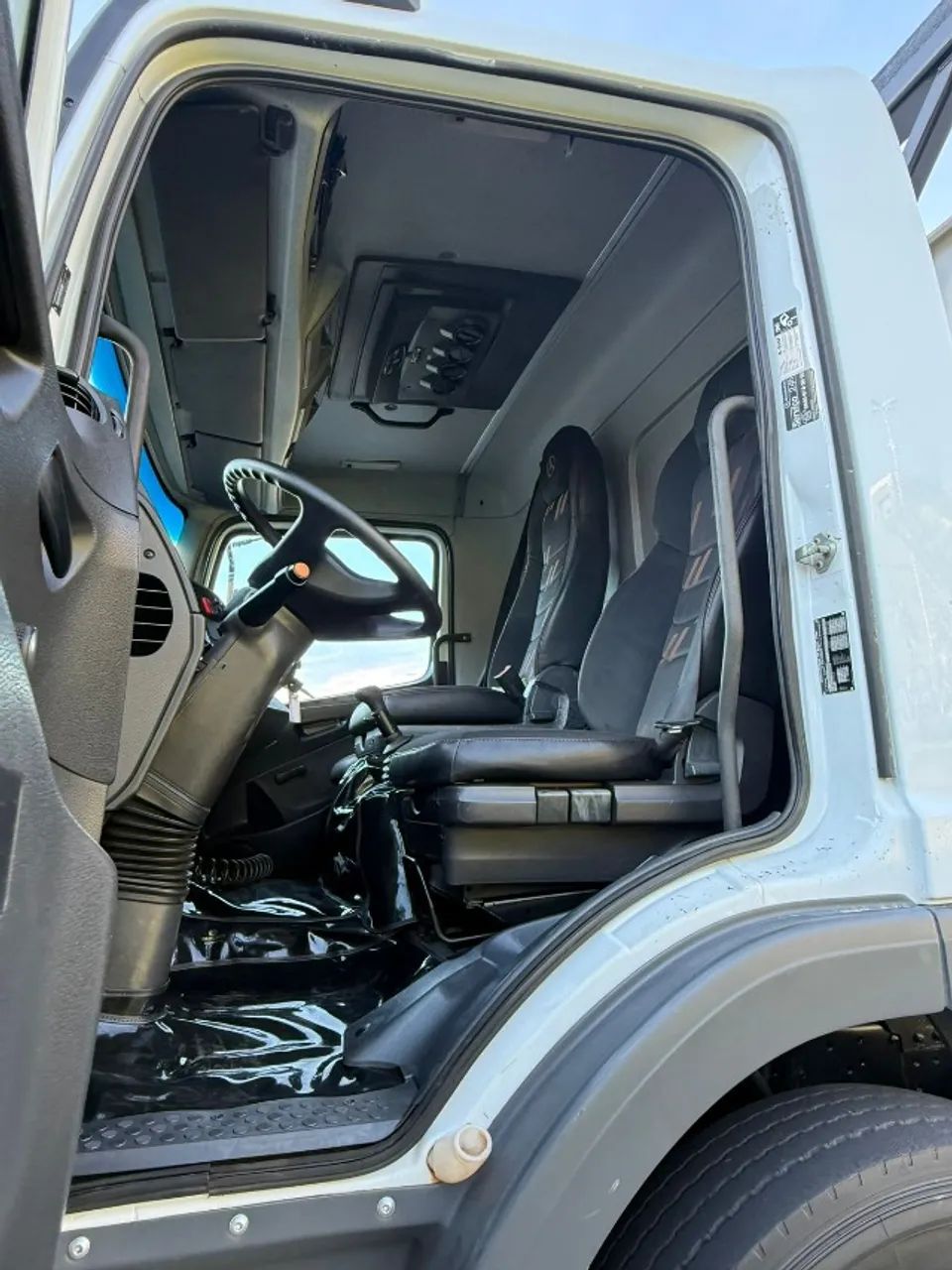 Mb 1719 2019 Munck  - Foto 4