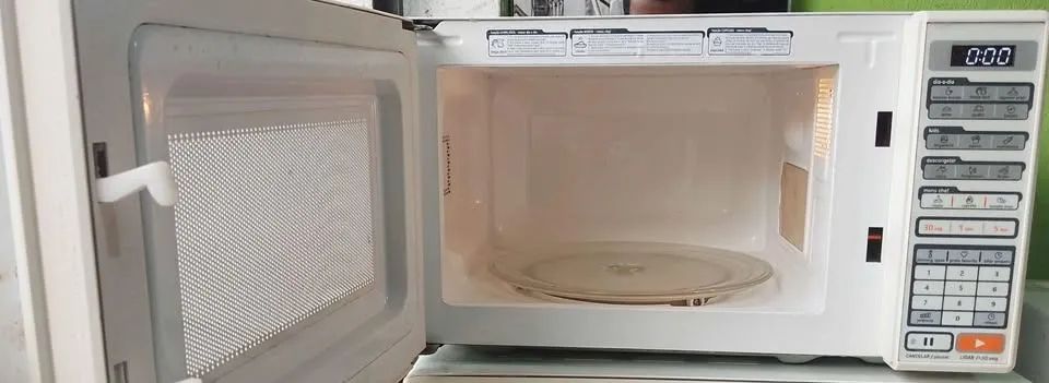Microondas Midea 20L - Foto 3