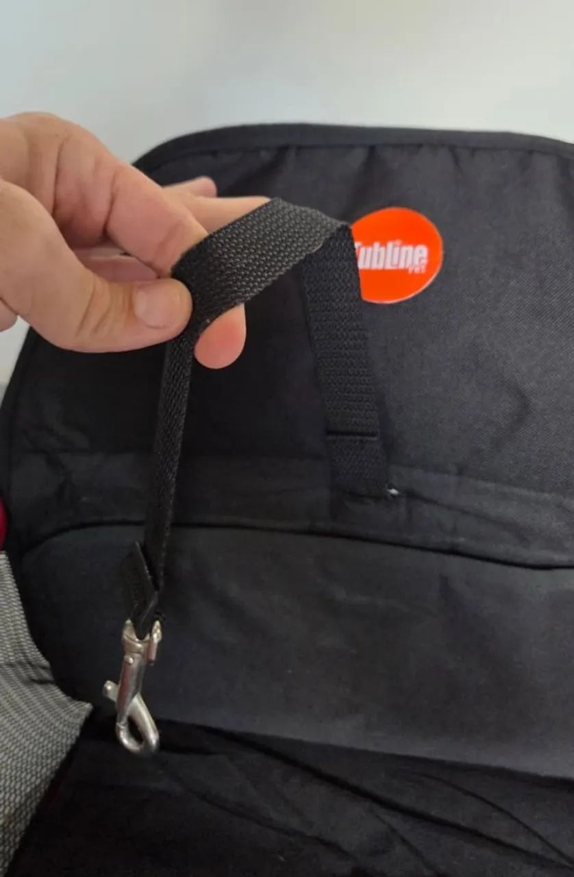 Assento/Cadeirinha pet para transporte de cães de até 15kg no carro, em ótimo estado - Foto 4