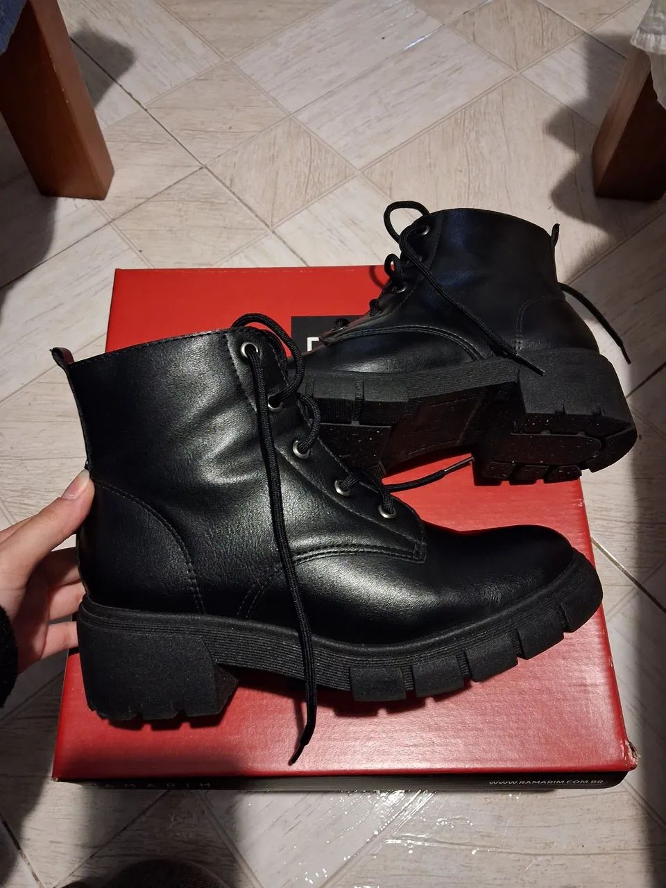 Vendo Bota/Coturno Feminino  - Foto 4