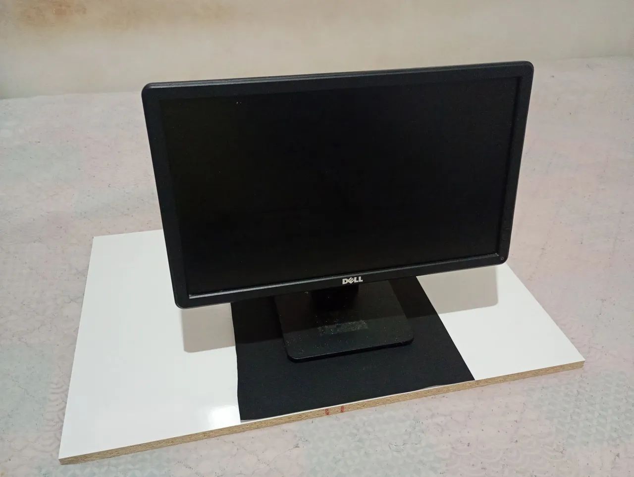 Monitor Dell E1914HC / 19 polegadas