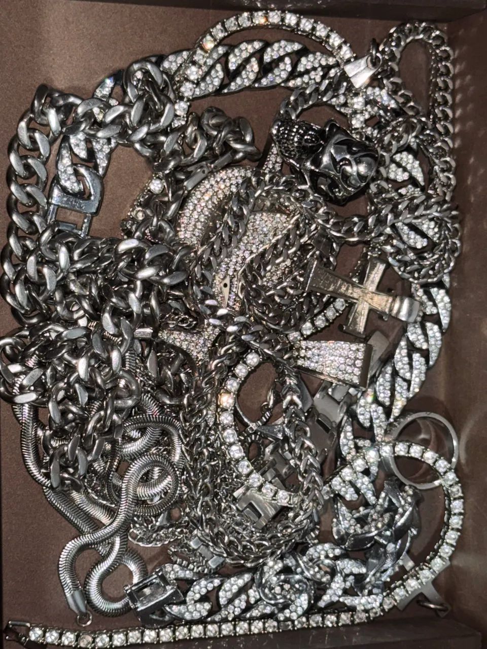 Joias de Aço
