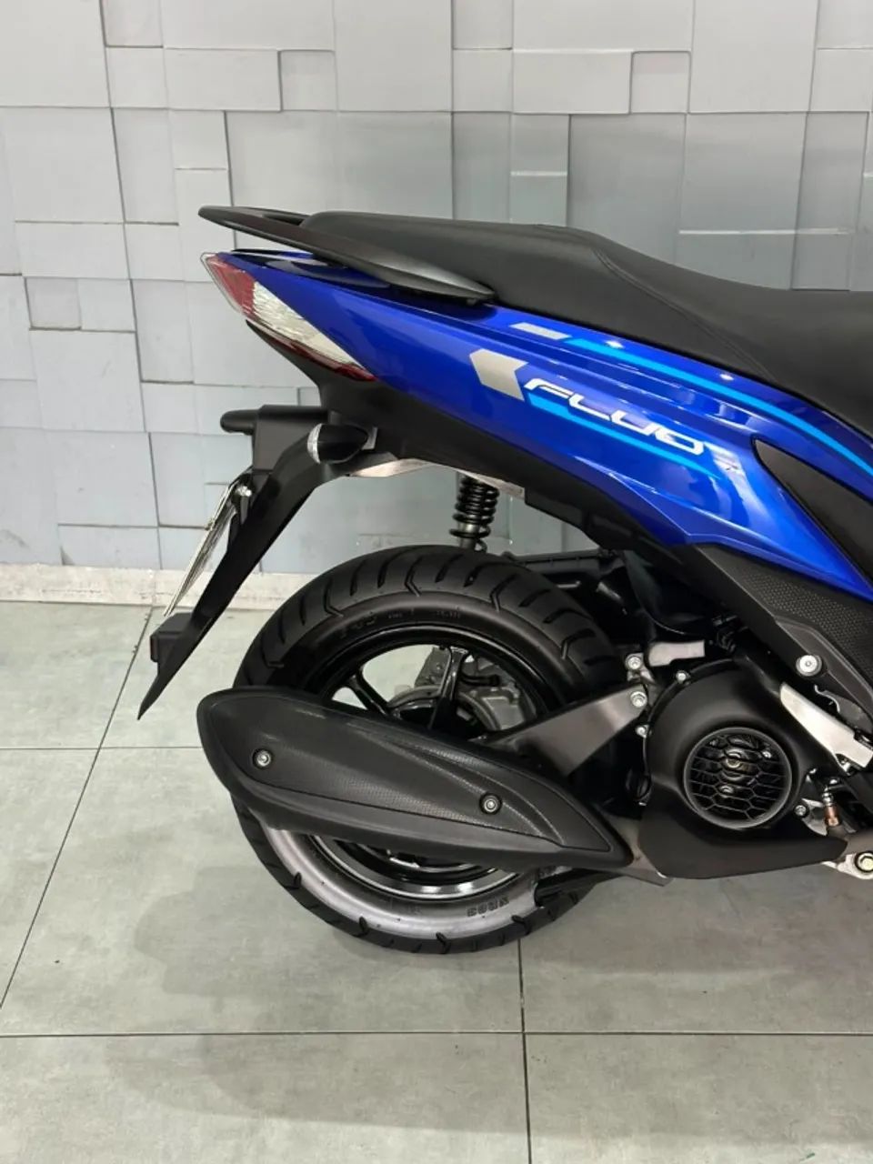 FLUO 125 HIBRIDA ABS 2026 - Foto 4