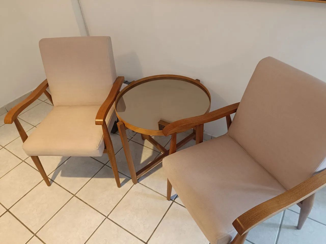 Mesa de canto com 2 cadeiras impermeabilizadas da Spasso - Foto 4