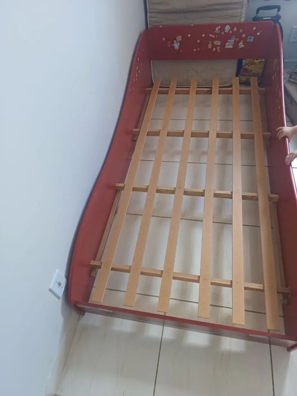 Cama dos Carros de Solteiro Sem Colchão 