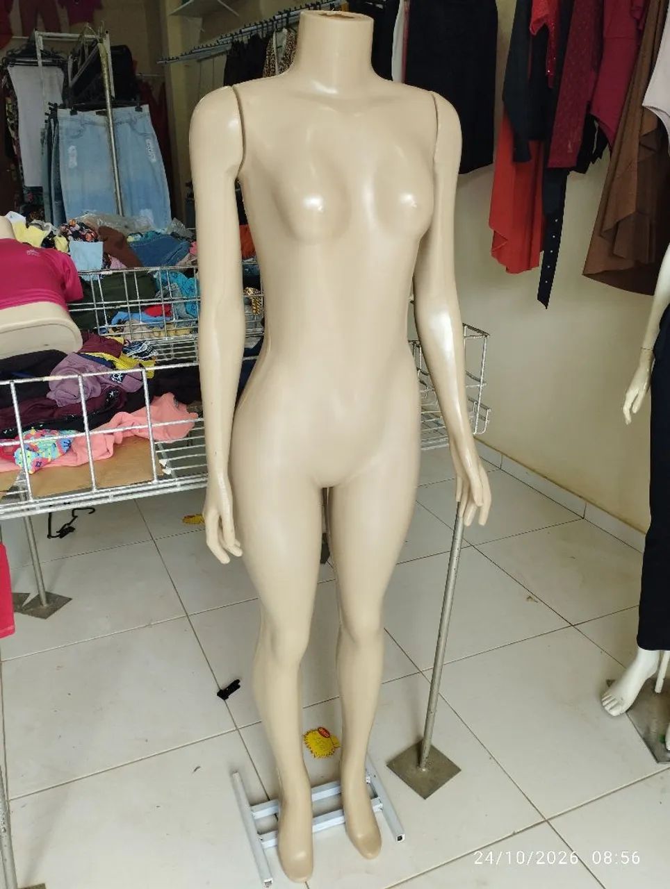 Manequins e araras pra loja  - Foto 4