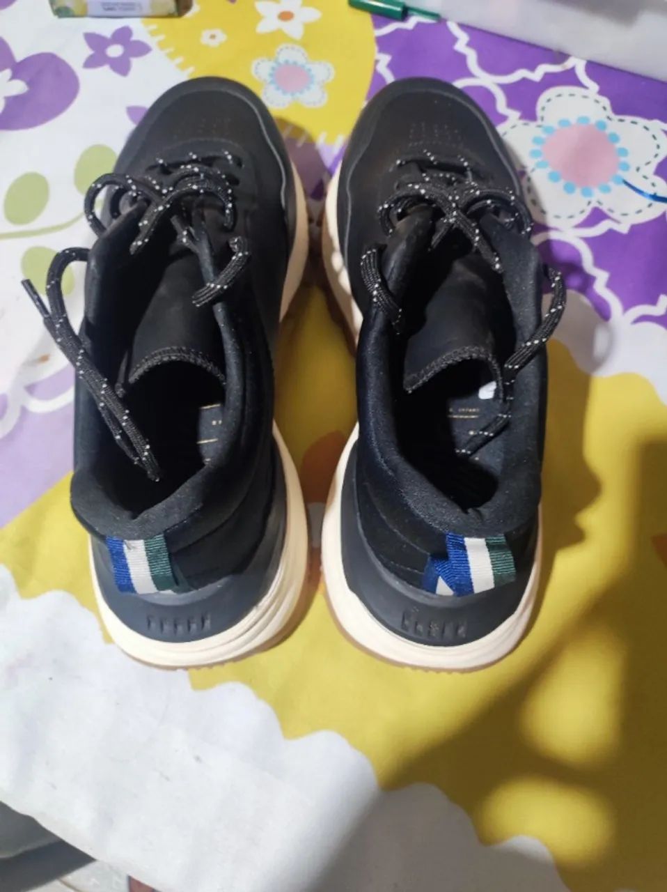 TENIS EM COURO,(RESERVA)