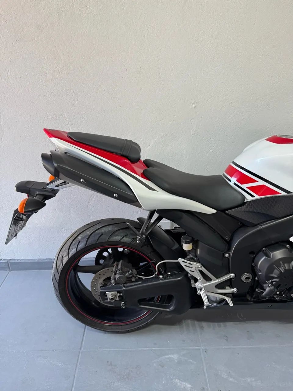 Yamaha Yzf R1  - Foto 4