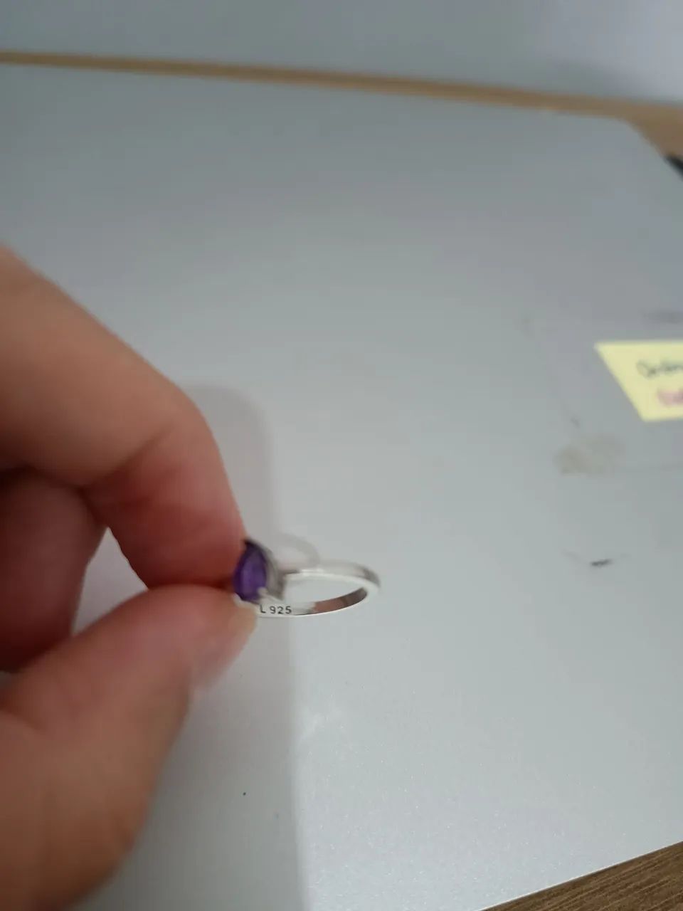Anel Vivara Gota em prata 925 com Ametista 